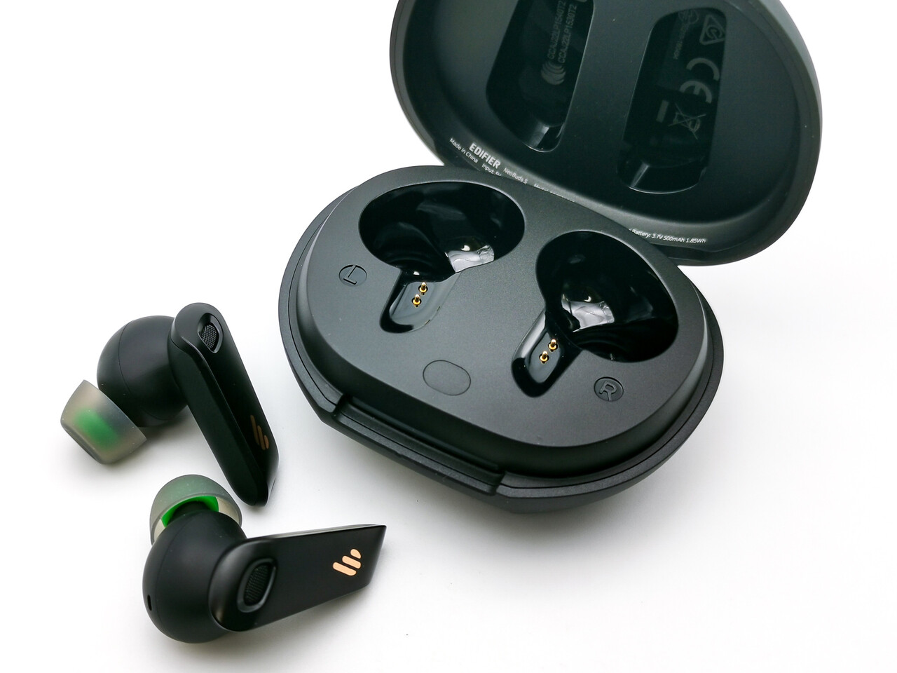 EDIFIER NeoBuds S」 あの高評価大人気モデルが「Snapdragon Sound」対応でアップグレード。さらに高性能＆高音質な 完全ワイヤレスイヤホン【レビュー】 : bisonicr keep walking.