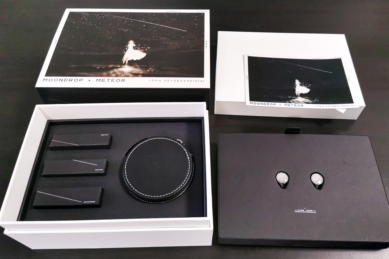 水月雨「Moondrop Meteor - 流星」 隕石を使った特徴的デザイン 水月雨「Moondrop Meteor - 流星」 隕石を使った特徴的デザイン