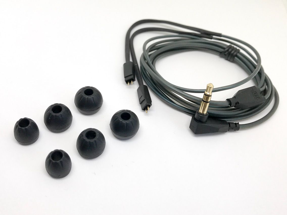 KZ ZS6」デザインも価格も音質も非常識すぎる話題の中華イヤホン