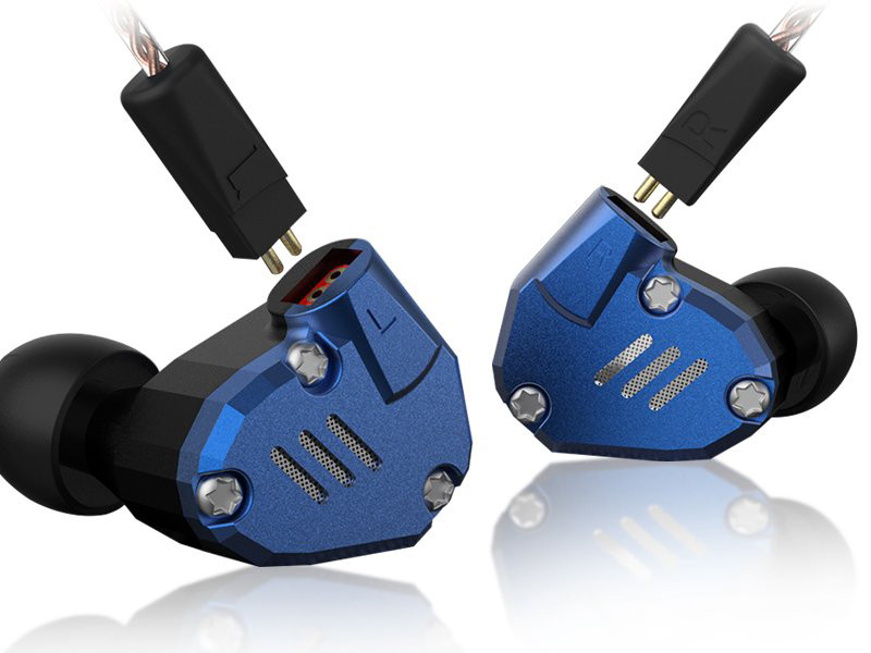 KZ ZS7」 今度は楽しさを実感できる中低域サウンドが魅力的