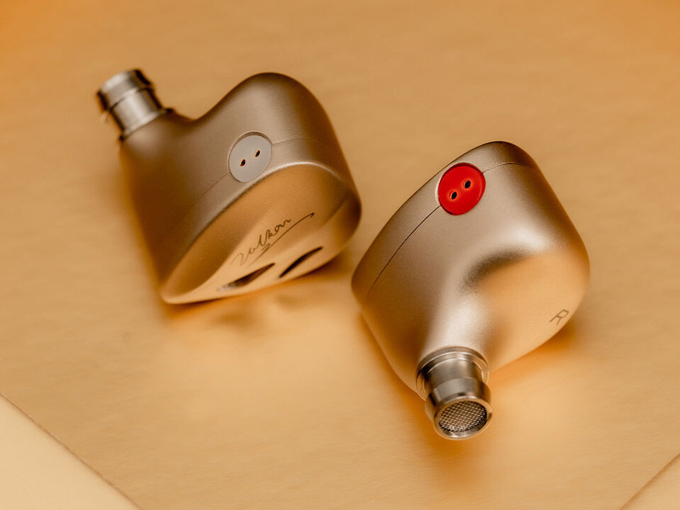 DUNU Vulkan 2」 10mm+8mm DD & Knowles製を含む6BAによるハイブリッド