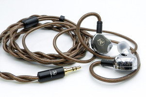 7Hz × Crinacle Divines