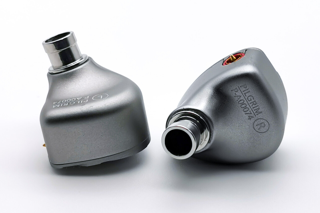 Elysian Acoustic Labs PILGRIM」 独自LSRドライバーとSonion製