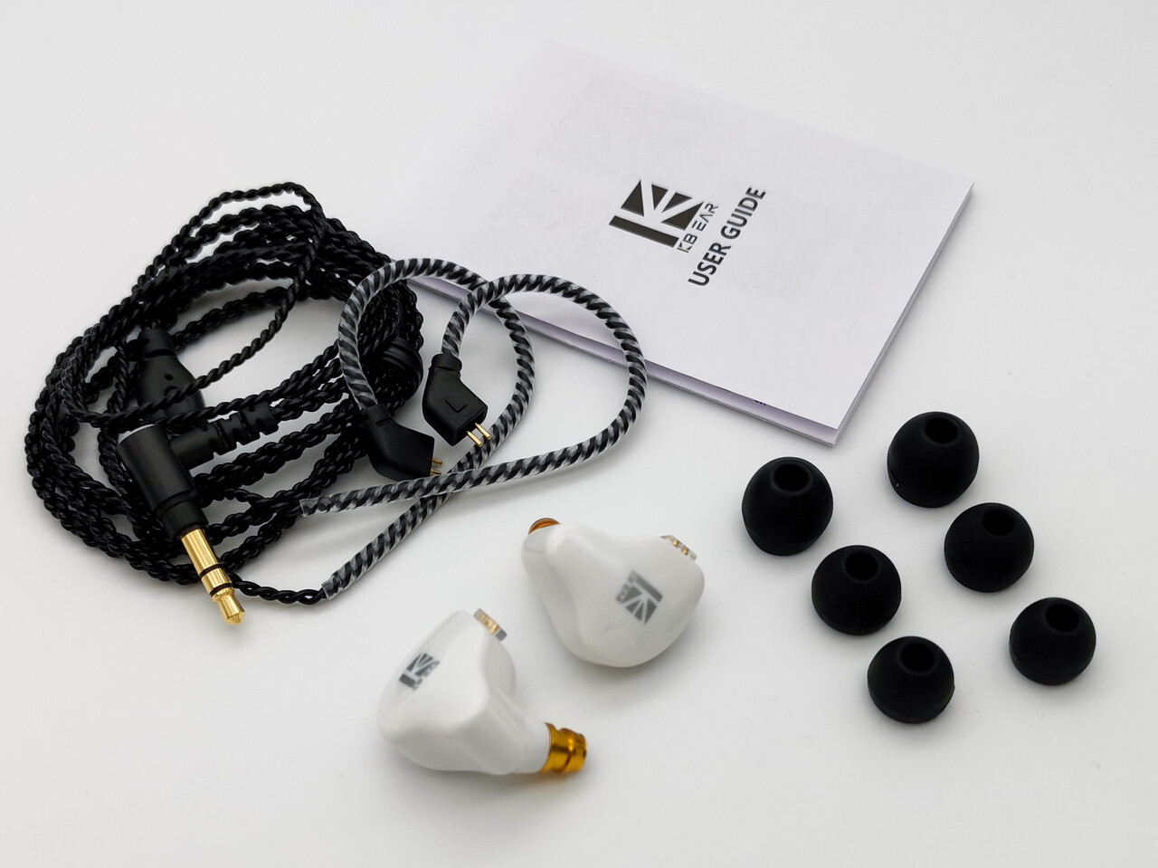 KBEAR KS1」 2千円以下で購入できる聴きやすく雰囲気のある