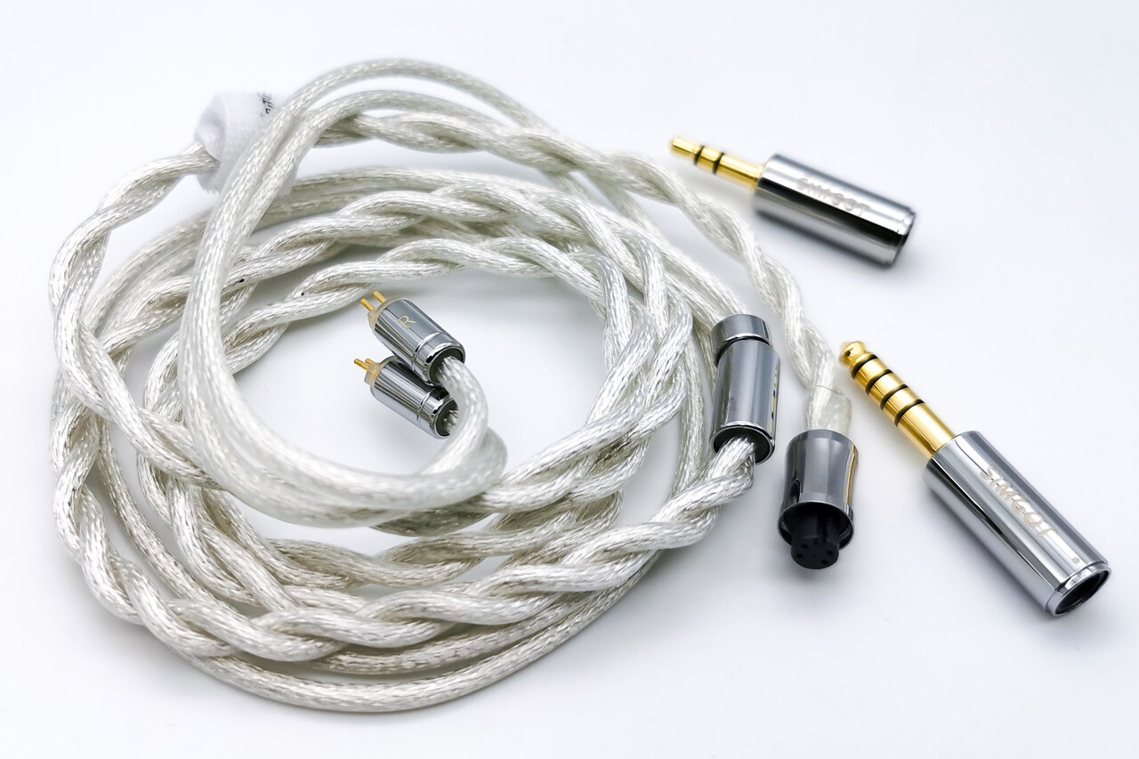 SIMGOT ET142」 12.1mm平面+多層PZTハイブリッド。同社らしい音