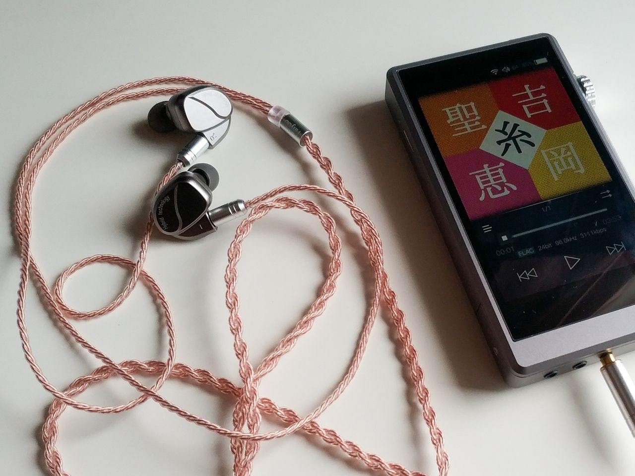 BQEYZ K2」 “ZS6系”に新たな選択肢！ 響きを楽しむ2BA+2DD