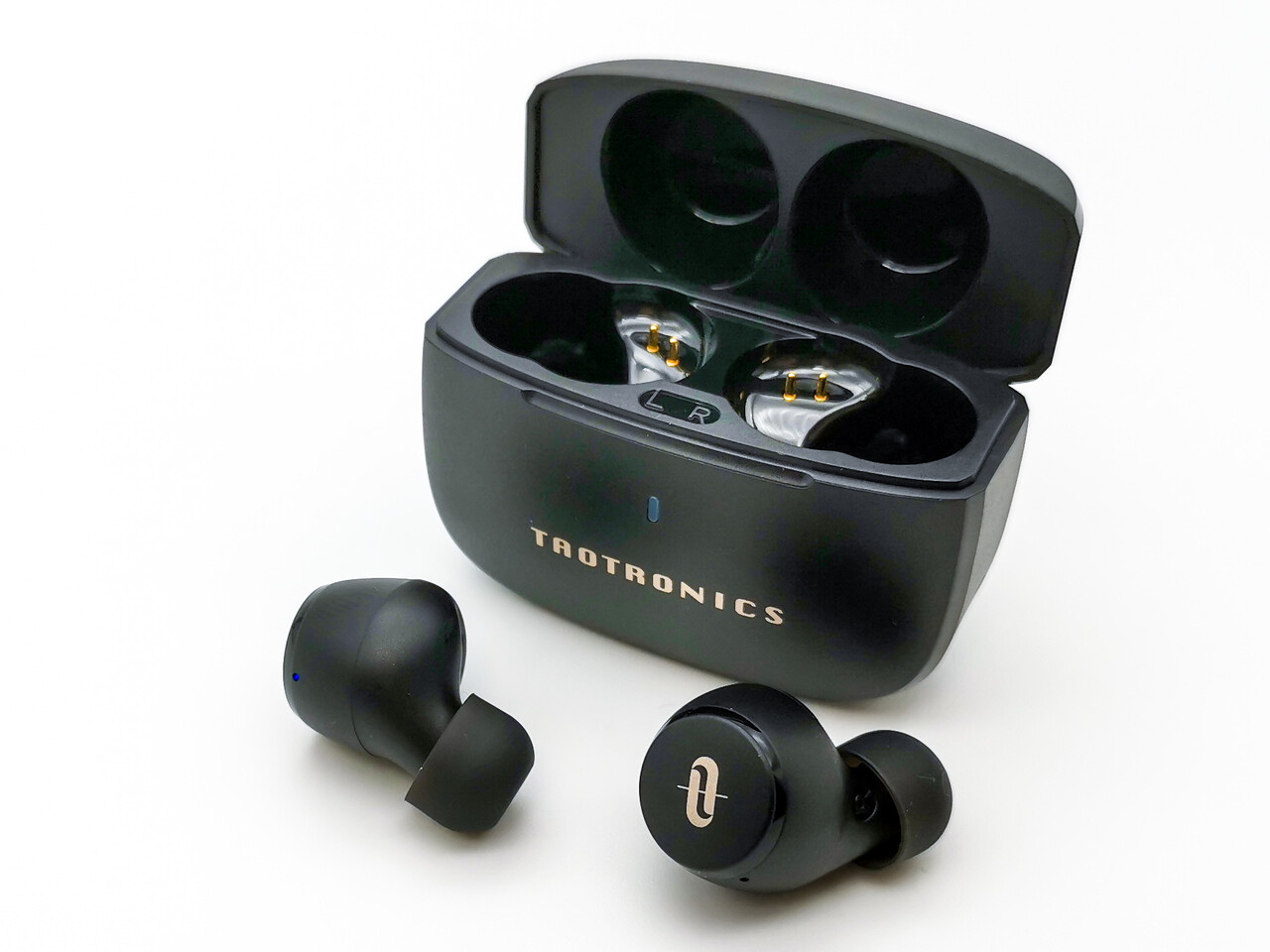 TaoTronics 「SoundLiberty97」 9時間再生&IPX8防水。さらに TaoTronics 「SoundLiberty97」 9時間再生&IPX8防水。さらに