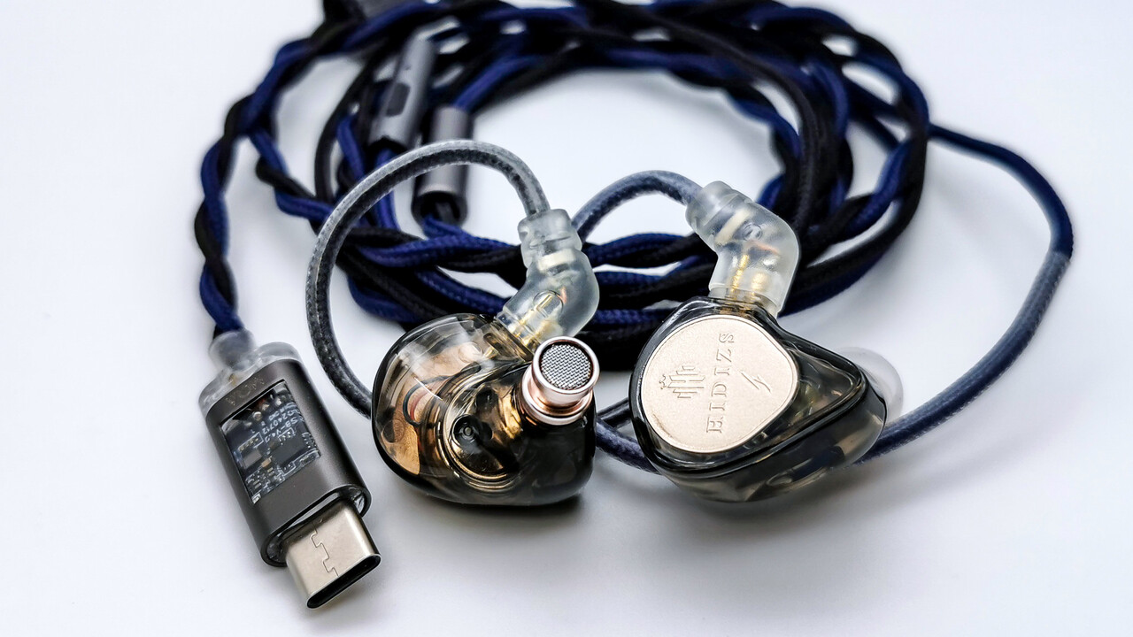 HIDIZS ST2 PRO Nebula 有線ハイレゾイヤホン Type-C式 HIDIZS ST2 PRO Nebula」 高性能DAC(ES9218AC PRO)内蔵の高音質