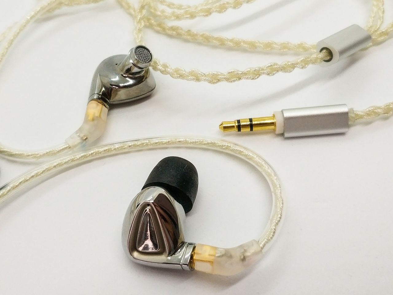 Zodic Audio ET2202」 明るく煌びやかな高音域が魅せる、ちょっと