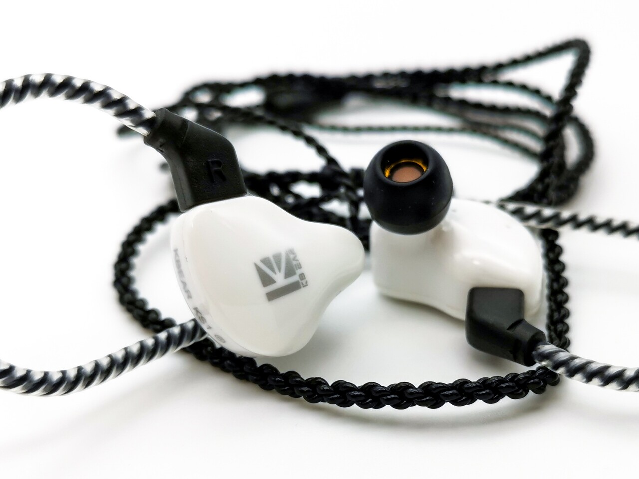 KBEAR KS1」 2千円以下で購入できる聴きやすく雰囲気のある KBEAR KS1」 2千円以下で購入できる聴きやすく雰囲気のある