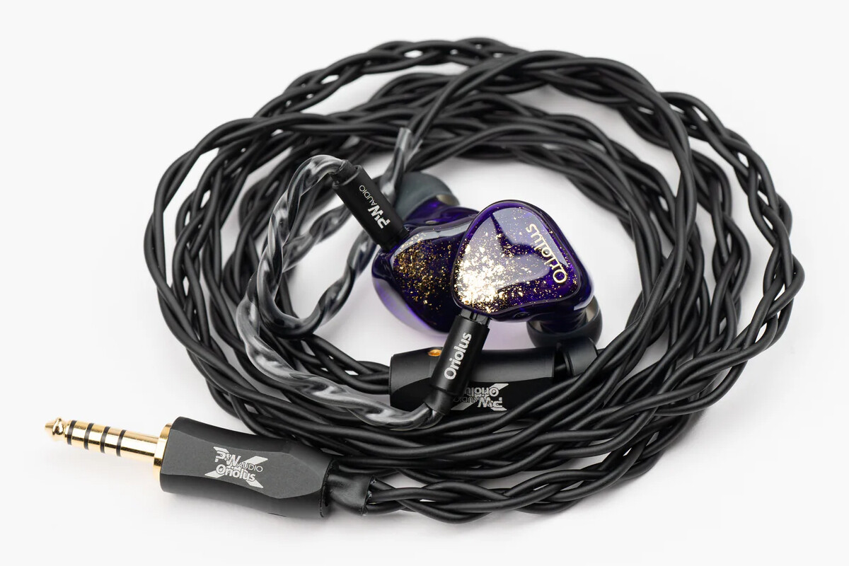 Oriolus Monachaa」独自クアッドダイナミックドライバー構成が
