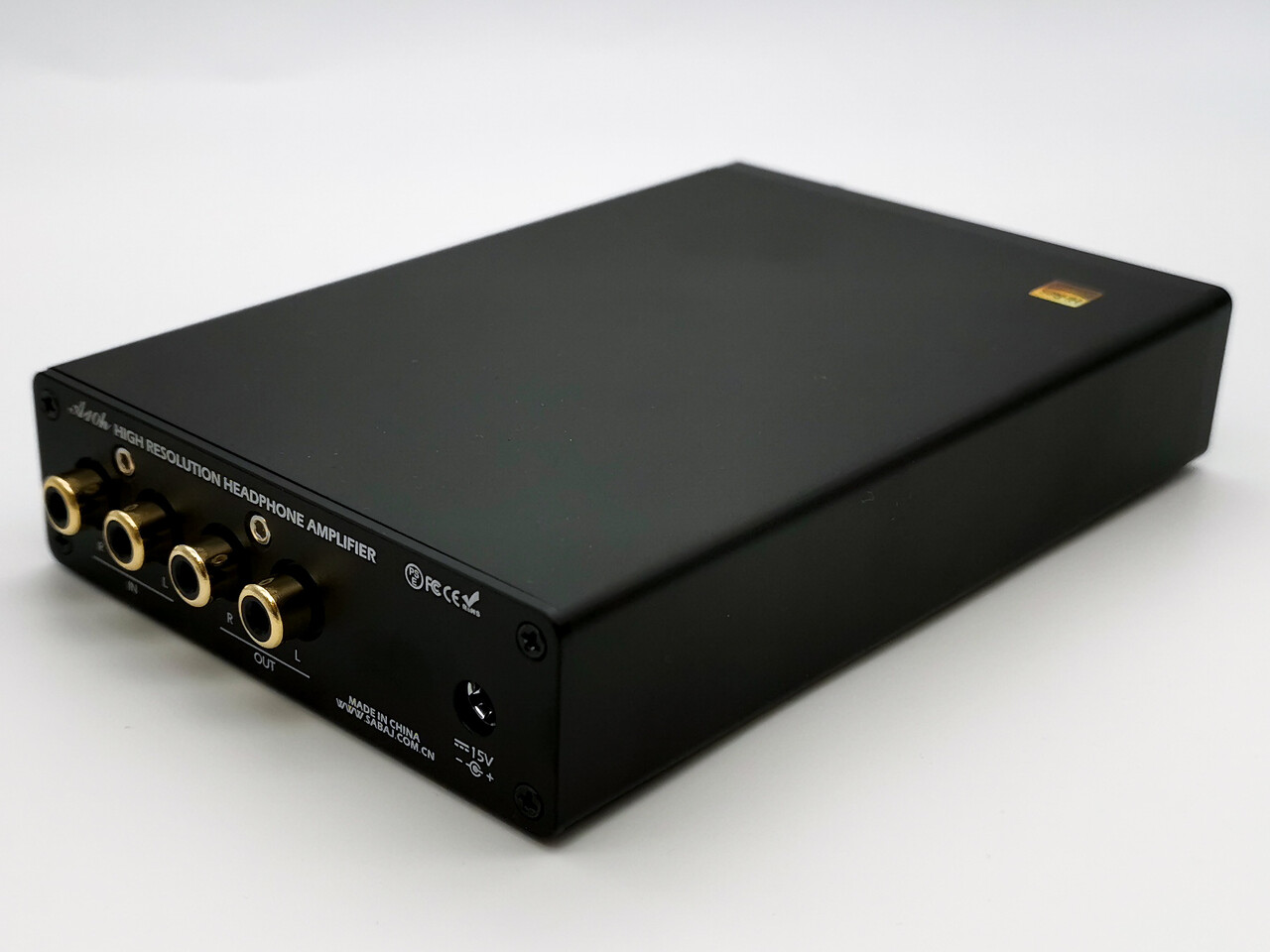Sabaj A10h」 コンパクトならが高出力。低ノイズ/超低歪み Sabaj A10h」 コンパクトならが高出力。低ノイズ/超低歪み