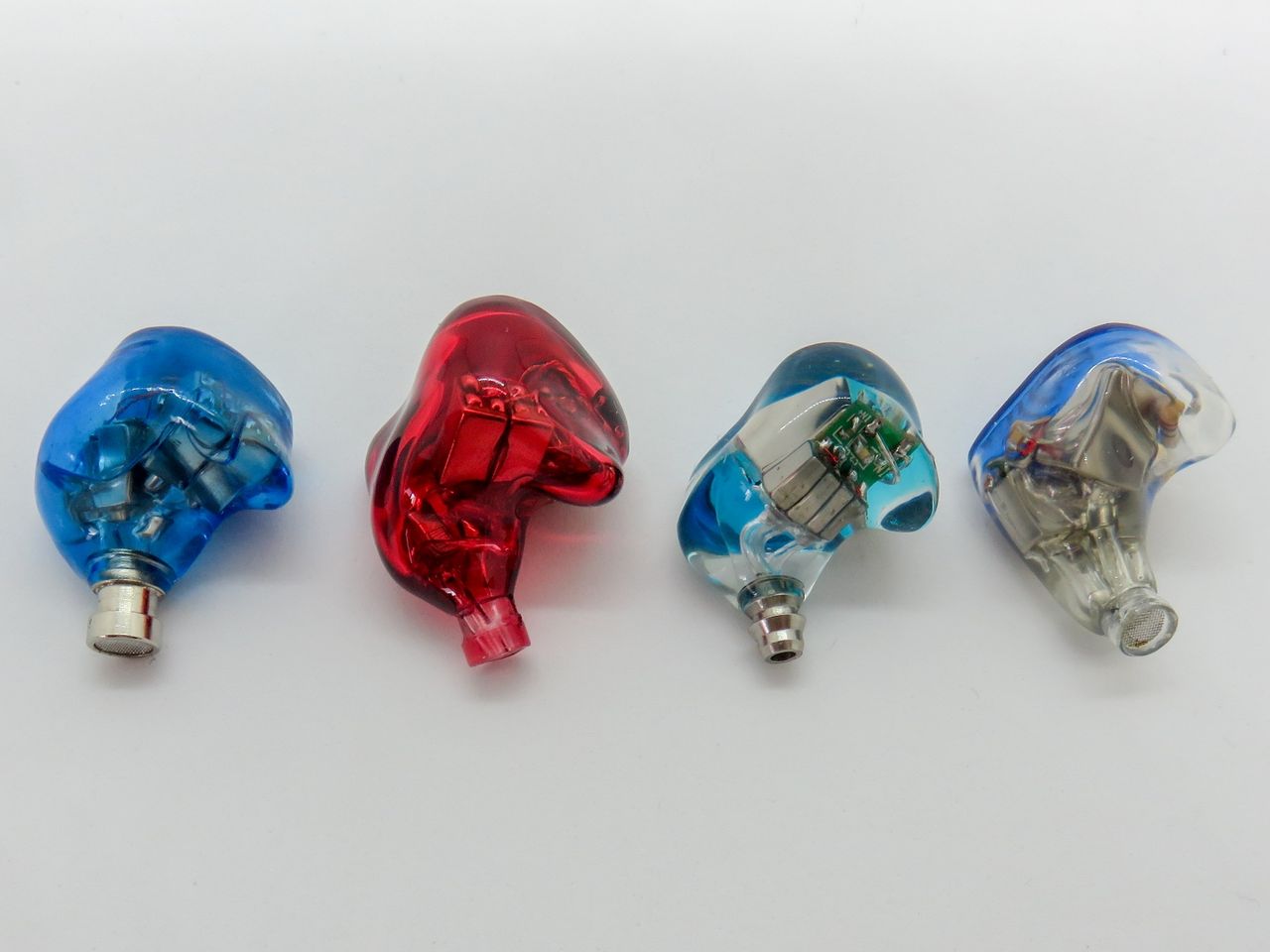 Wooeasy yinyoo HQ6(6BA) 美品 Yinyoo HQ6」 6BA搭載で低コスト、赤く美しいデザインとジャンル