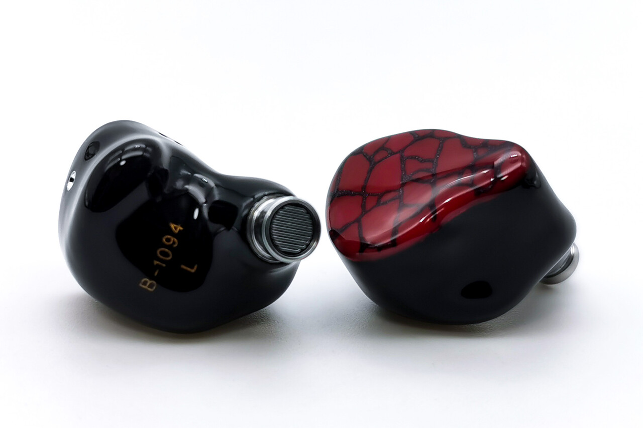 Punch Audio Martilo」低域強化型(Basshead)ながら優れたバランスと