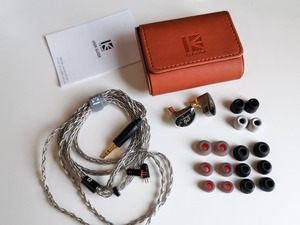 KB EAR DIAMOND