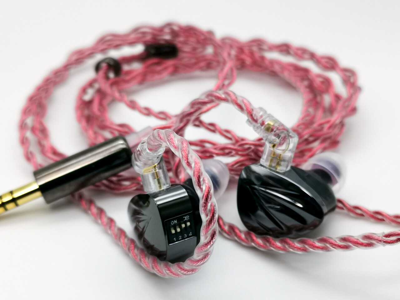 新品　ソウルイーター　イヤホン　ハードポーチ 新品 ソウルイーター イヤホン ハードポーチ