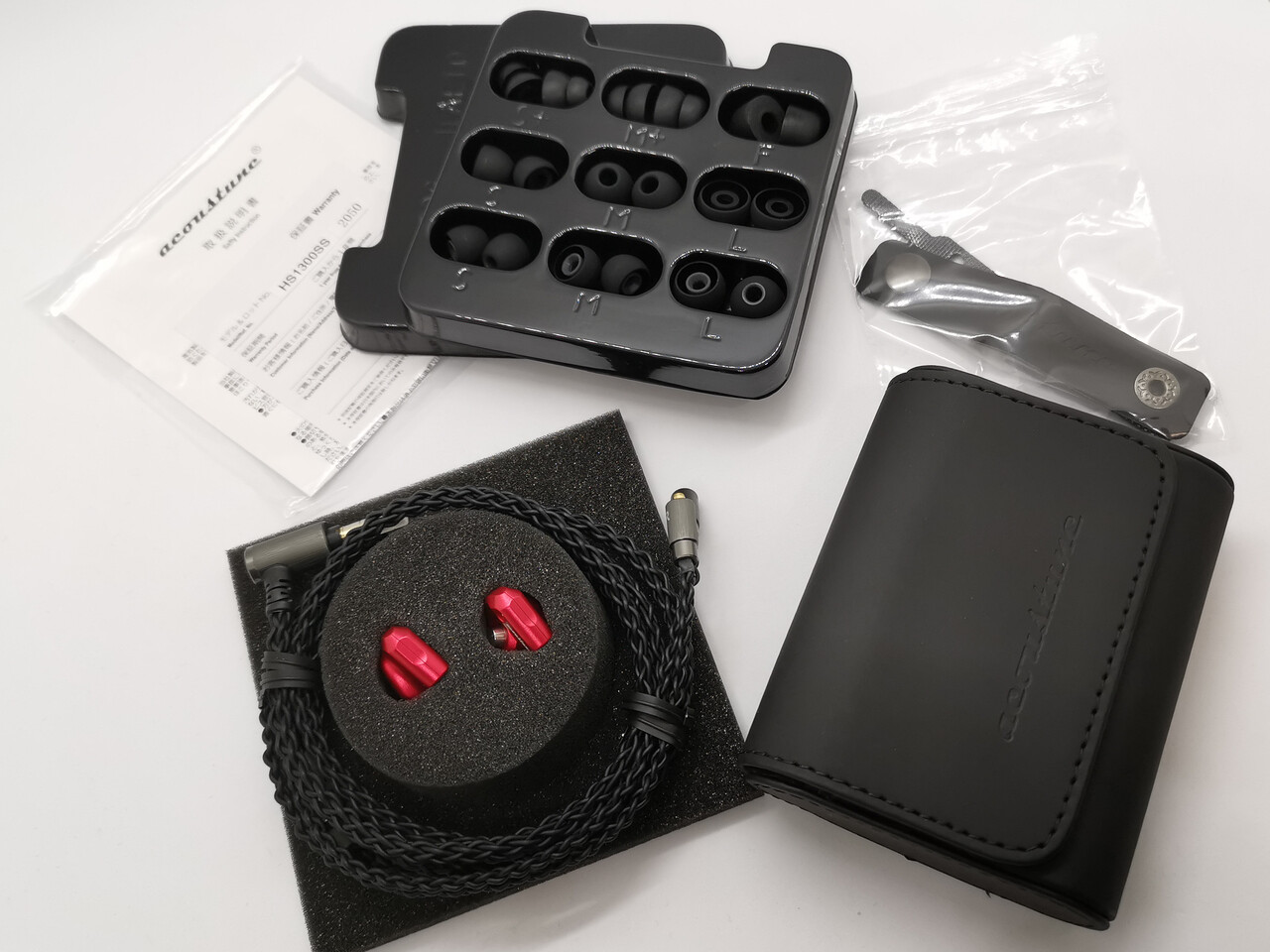Acoustune HS1300SS」 上位モデルを継承しつつより使いやすい Acoustune HS1300SS」 上位モデルを継承しつつより使いやすい