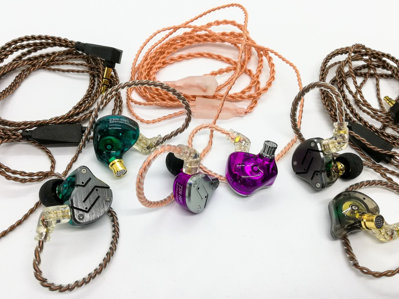 KZ ZSN」 この価格でこの品質＆この音質！ エントリー向けに最適な「KZ