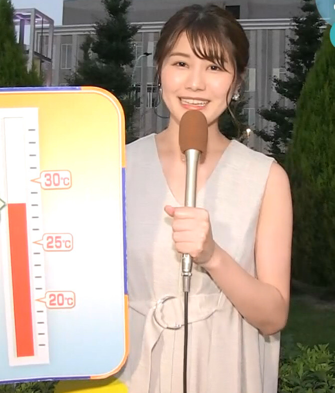 8月3日 今日の市村紗弥香キャスター ノースリ みっけた 今日の女子アナのその一瞬 8月3日 今日の市村紗弥香キャスター ノースリ みっけた 今日の女子アナのその一瞬