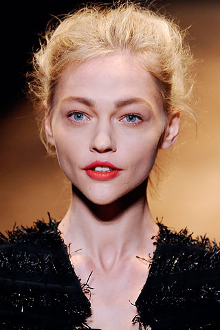 スーパーモデル ロシア Dnevnik