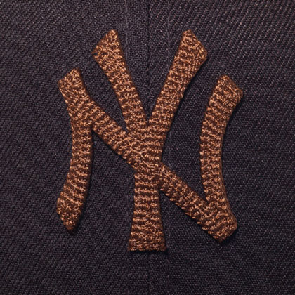 NEW-ERA-59FIFTY-ST-VALENTINES-DAY-NEW-YORK-YANKEES-BLOG4