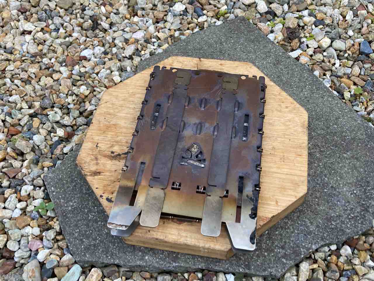 Bushcraft Essentials Bushbox XL (ブッシュボックス XL)を進化させる