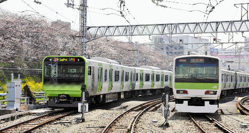 Jr山手線に新型車両 ｅ２３５系 を報道陣に公開 広告は液晶モニターで画像を流し 効果などを踏まえて導入を決める方針 Root News