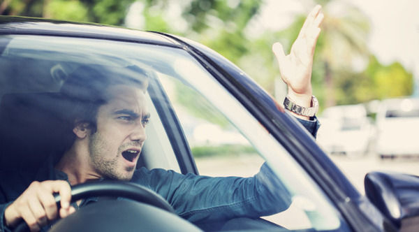 女性が不安になる男性の運転1位は？・・・・・・・