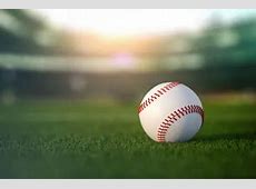 【なぜこうなった】外野席で1万円超!? プロ野球チケットの“価格暴騰”が止まらない理由とは