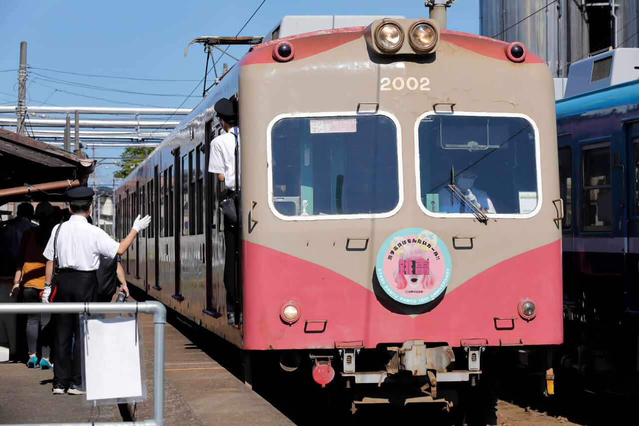 銚子電鉄3年連続黒字　列車内で株主総会　副業部門、安定した収益