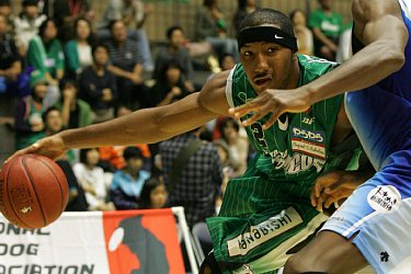 サークルKサンクス週間MVPは埼玉・ウォーレン選手 : プロ