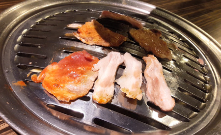 肉肉