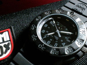 3001_black_out