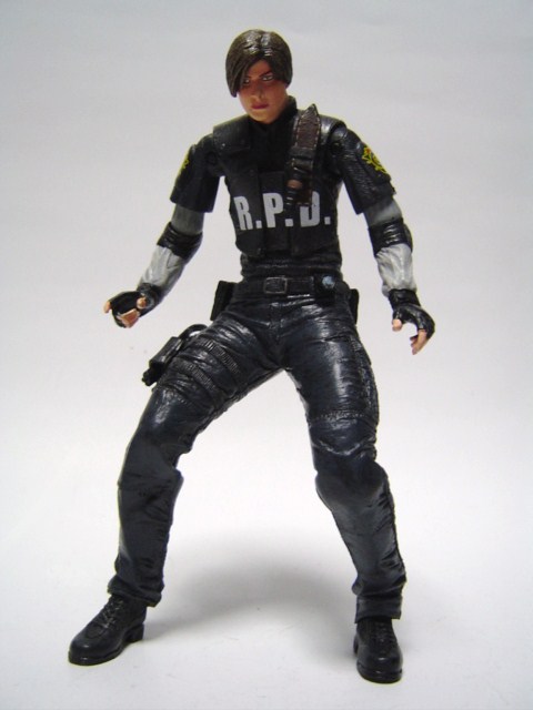 NECA バイオハザード4 レオンSケネディ R.P.D. ver : HERO STYLE NECA バイオハザード4 レオンSケネディ R.P.D. ver : HERO STYLE