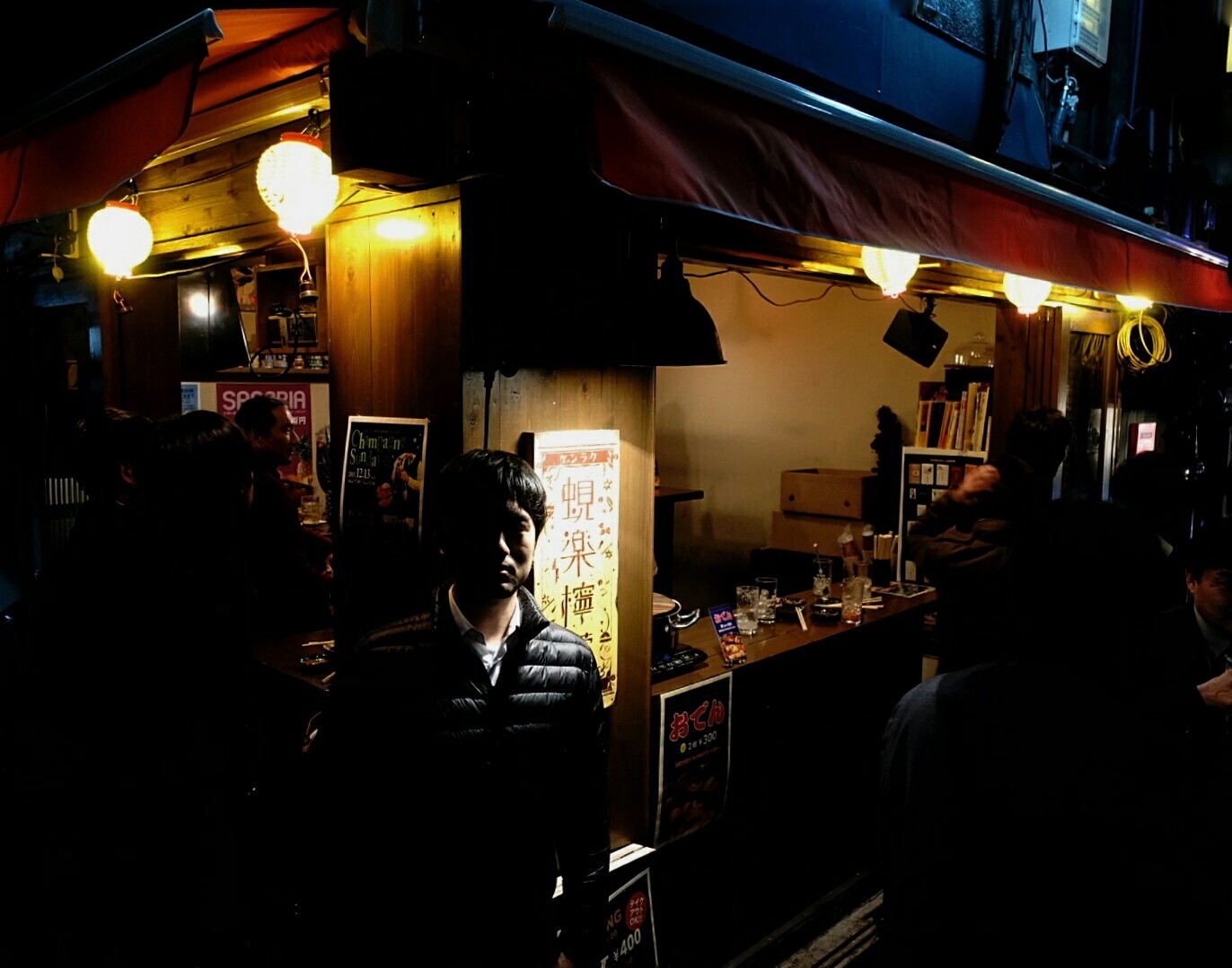 北新地で立ち呑み 生果実酎ハイに加え餃子も出前やねん 蜆楽檸檬 ケンラクレモン できる限り遊ぶ D