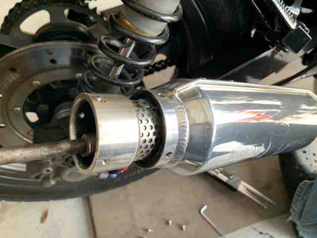 モリワキ マフラー モナカ サイレンサー モリワキの代名詞！伝統の“モナカ”サイレンサーを装備したCT125