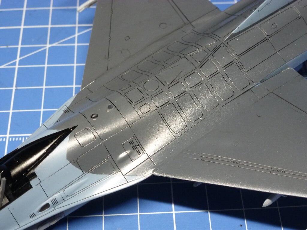 F 16 Fighting Falcon タン塩によるタン塩の為のプラモデル製作記録