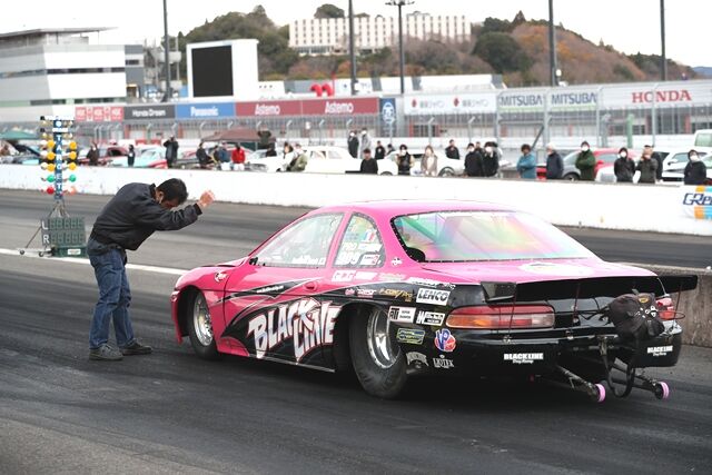 LIQTEK プレゼント : Blackline Drag Racing