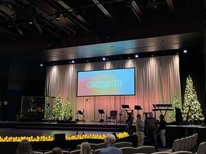 122425 Christmas Eve Church