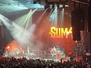 082323 sum41 live