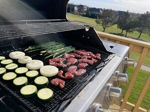 041722bbq-1
