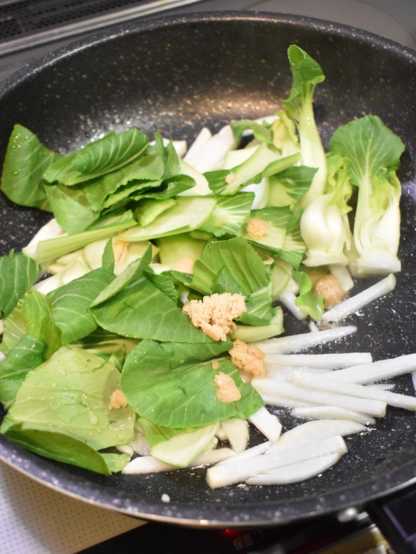 チンゲン菜と大根の中華炒め (4)