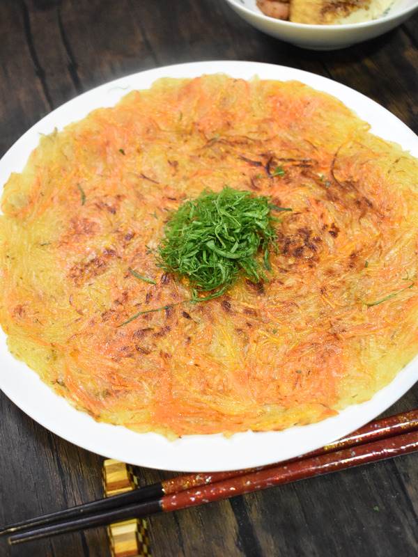 じゃがいもと人参のぺったん焼き (2)