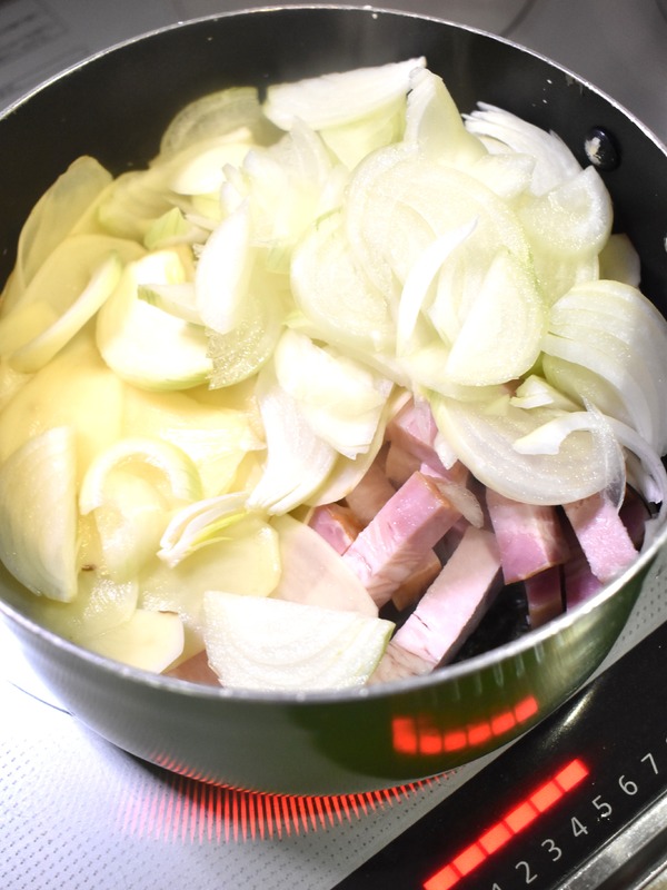 たっぷりスパニッシュオムレツ (3)