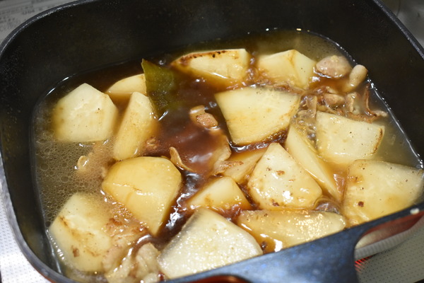 大根と豚肉の煮物 (6)