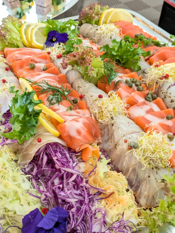 20251213_ライブドア忘年会 (08)