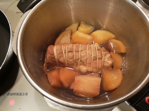豚肉と大根の柔らか煮 (8)