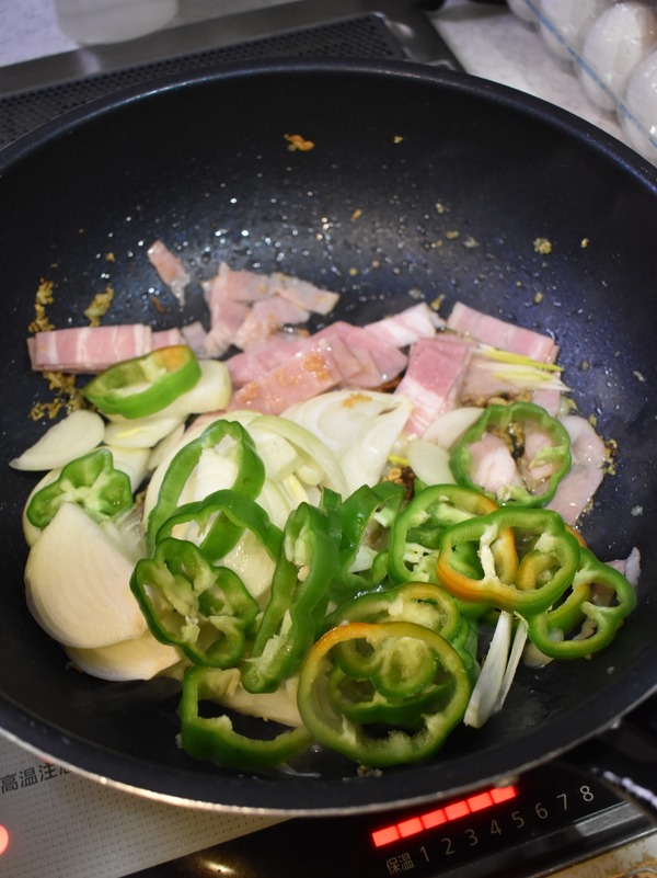 にんにくナポリタン (4)