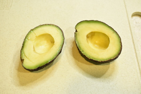 アボカドのレモンサラダ (2)