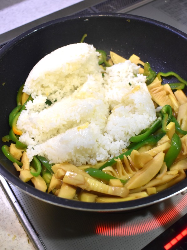 筍たっぷり炒飯 (6)